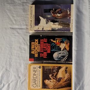vintage paperbacks .. mysteries